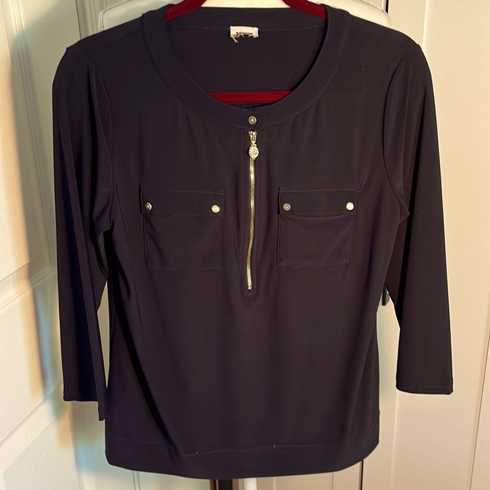 Anne Klein Womens size small blouse  gold zipper accent buttons NWOT NAVY color